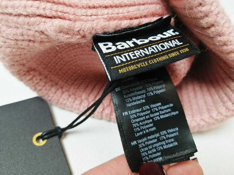 Брендовая женская новая шапка barbour