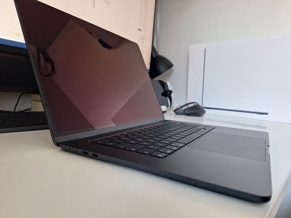 Macbook air 15" M4 16GB Gwarancja, Jak Nowy, Zadbany