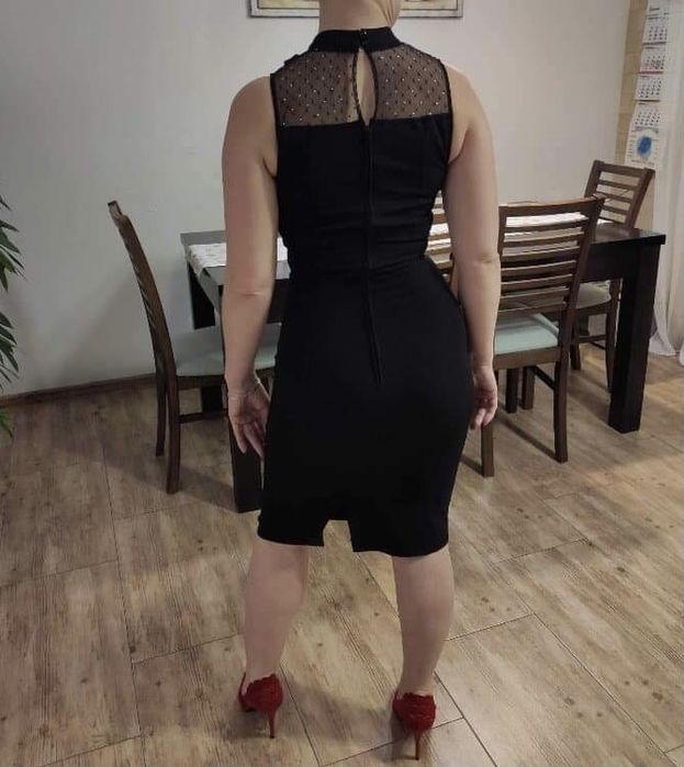 Czarna krótka sukienka S