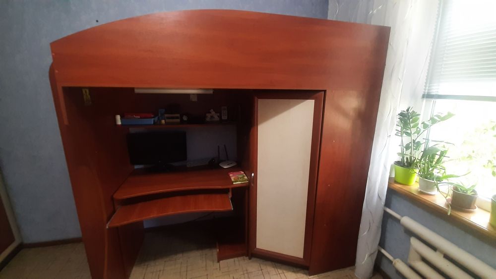 Продам ліжко горище для підлітка