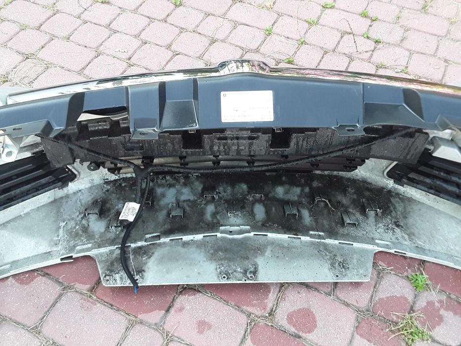Zderzak przód opel zafira b