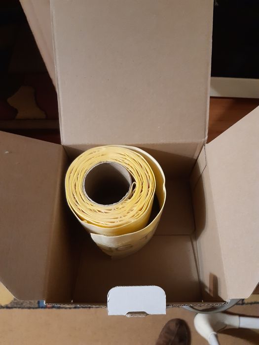 Стрічка для монтажу вікон