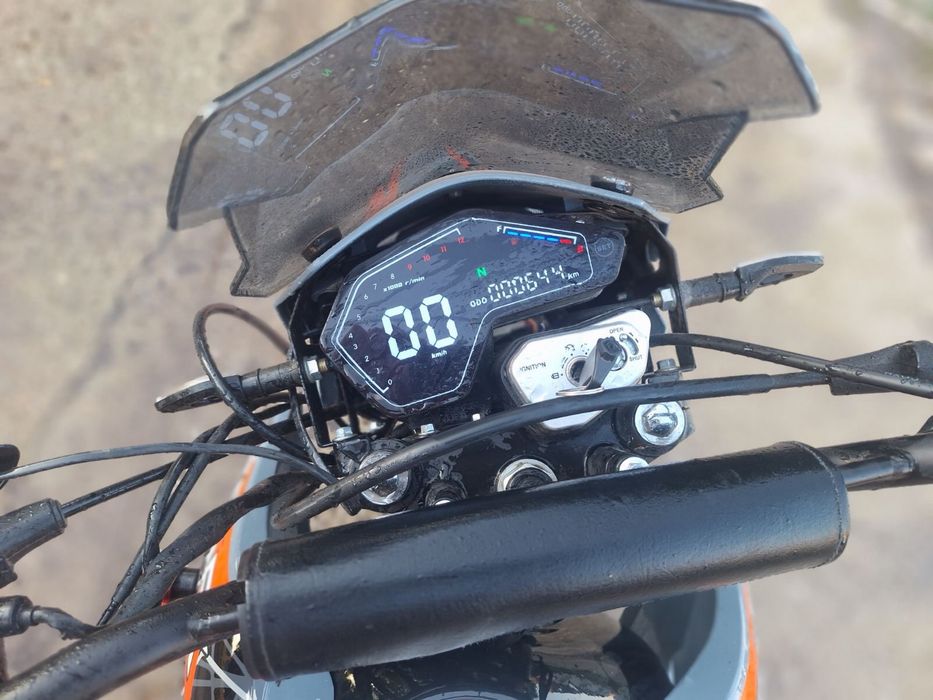 Мотоцикл Spark 200