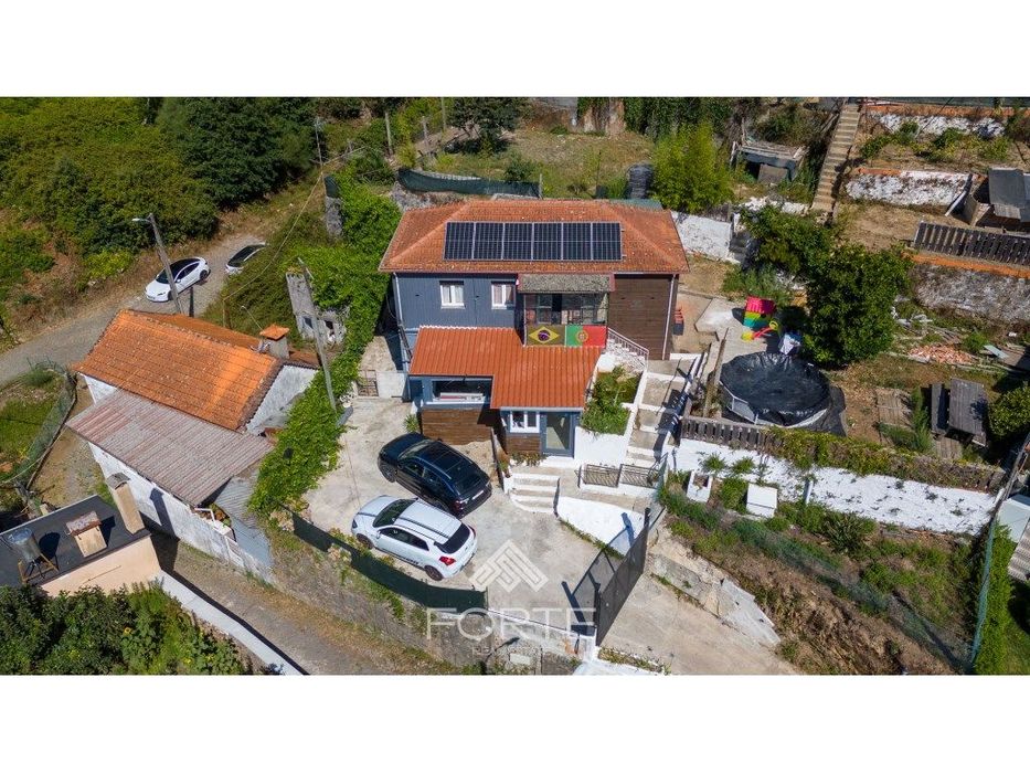Moradia Independente T3 com Terreno e Excelentes Vistas
