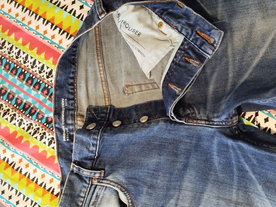 Nowe męskie spodnie jeansowe French Connections Slim 30 / 33