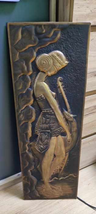 Медная почти метровая чеканка "Лучница и Олень"