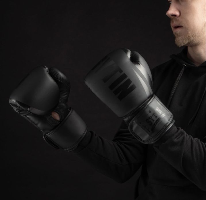Перчатки боксерські , рукавиці для боксу