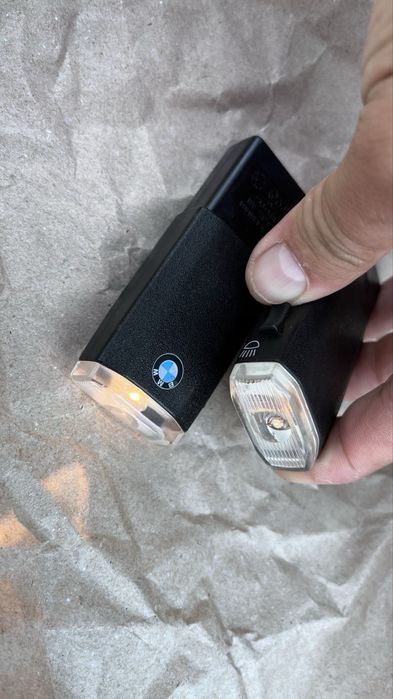 Ліхтар  бардачка bmw е53, е39, е38, е46,е60 (фонарик в бардачок ) bmw e53, e38, e46, e39, е90, е60 стан ідеал та оригінал