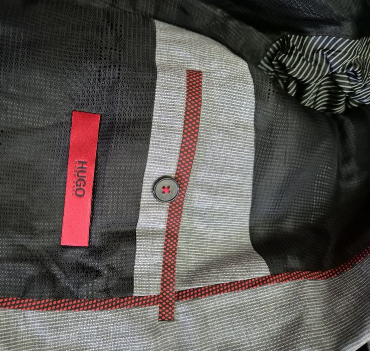 HUGO BOSS roz. 52 wełniany garnitur premium 100 'S naturalstretch