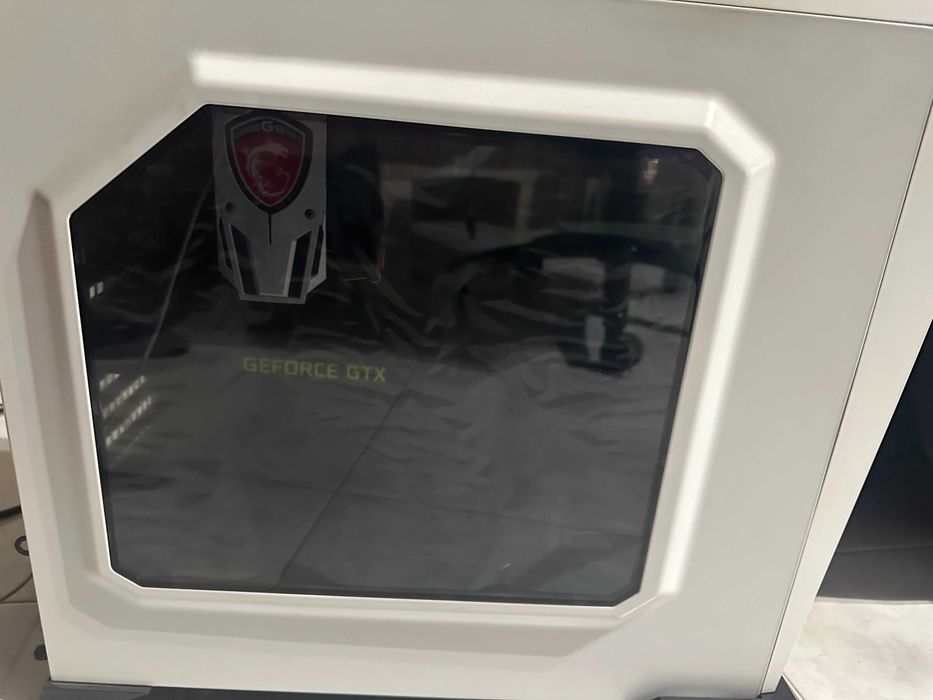 gaming computer422805219773655043