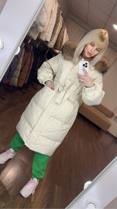 Розпродаж! Парки куртки пуховики натуральне хутро та пух mango zara
