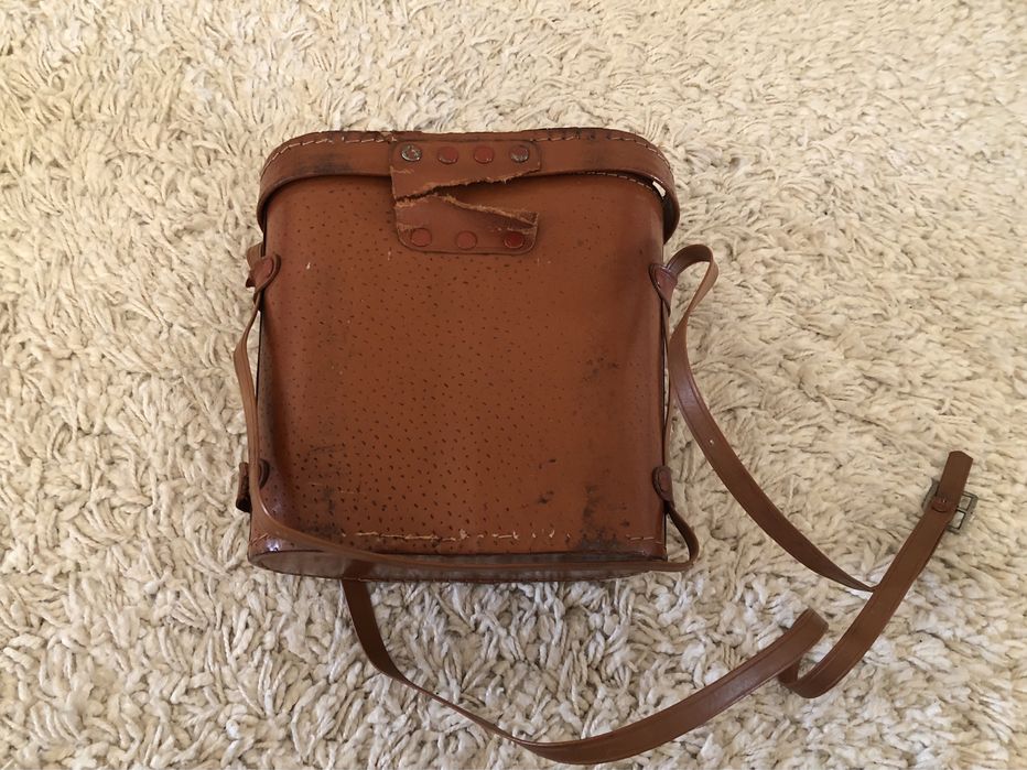 Бинокль Regent 10/50