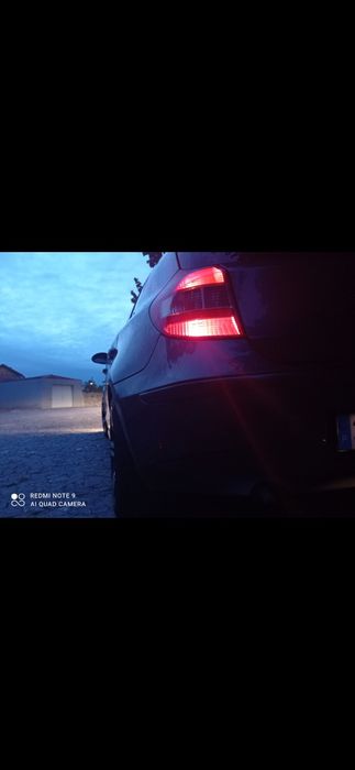 BMW 118D  cinza Rato
