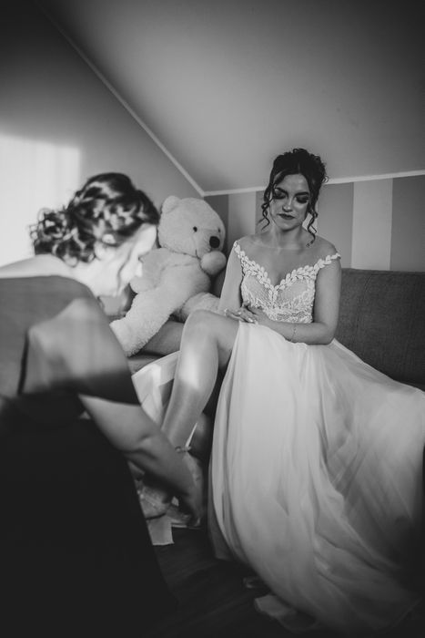 Suknia Ślubna Simple Wedding Dress