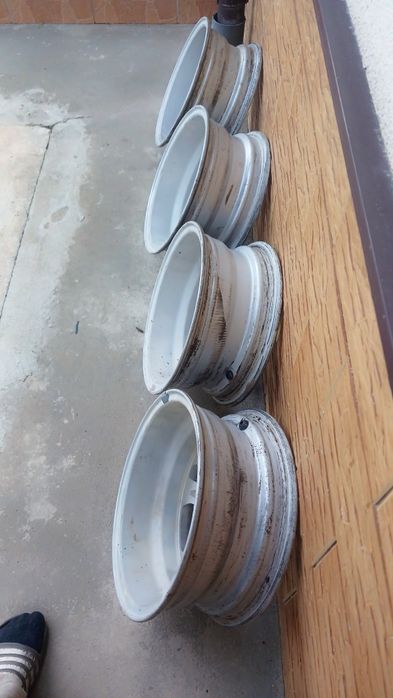 Продам диски форд 4-108 r13