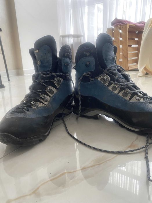 Трекінгові черевики (зимові)  Lova