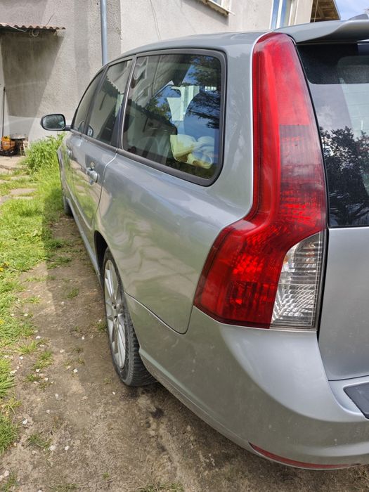 Sprzedaż Volvo V50