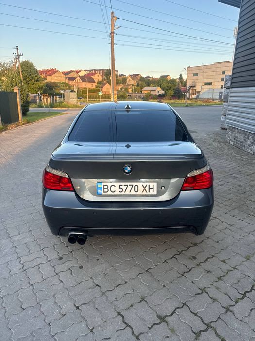 Продам бмв є 60.