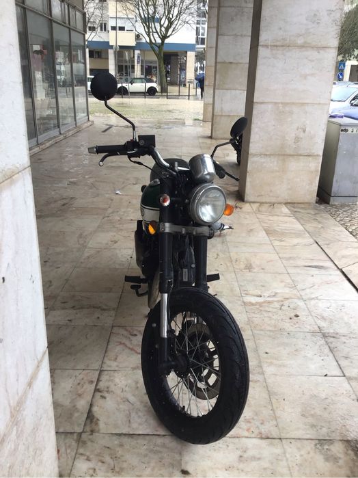 Moto mash 125 cc 1000€ este fim de semana