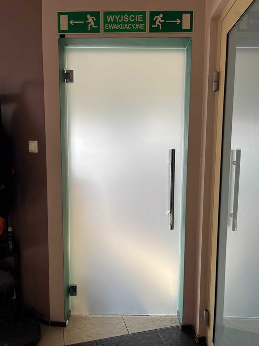 Drzwi szklane hartowane obustronne