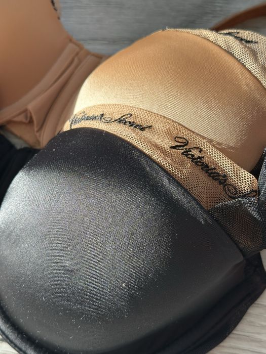 Бюсти Victoria’s secret