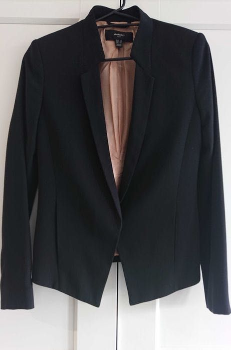 Elegancka marynarka na jeden guzik MANGO XS