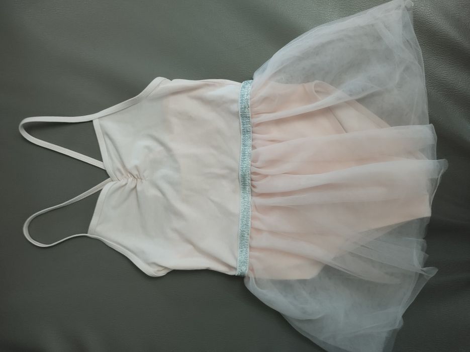 Strój baletowy rozm. 134 smyk cool club