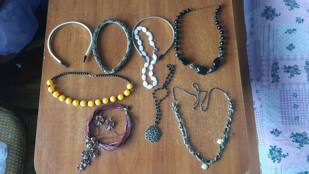 Бижутерия женская разная. Много фото.
