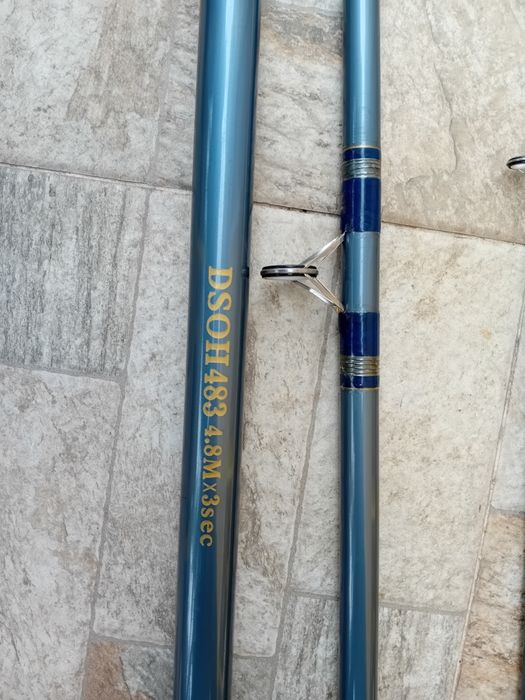 Cana de pesca com pouco uso