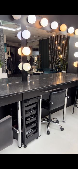 Оренда робочого місця перукар / колорист