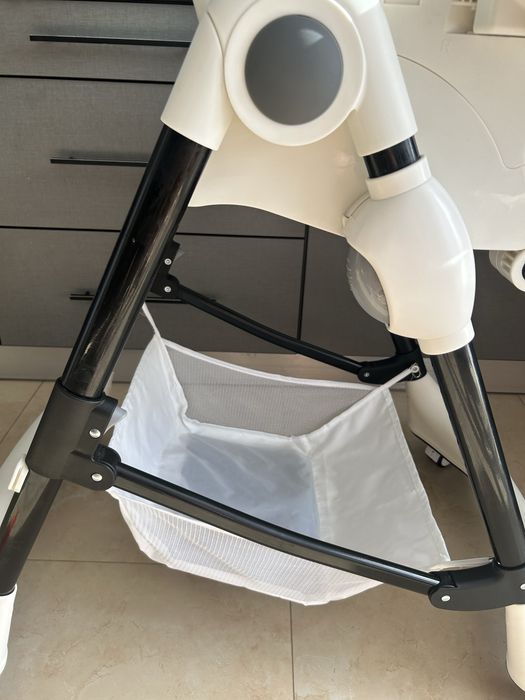 Стільчик для годування CARRELLO Stella