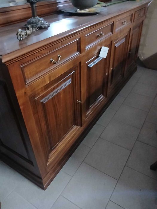 Aparador de Cerejeira Maciça