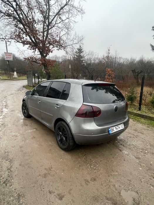 Wolkswagen golf5 1.9