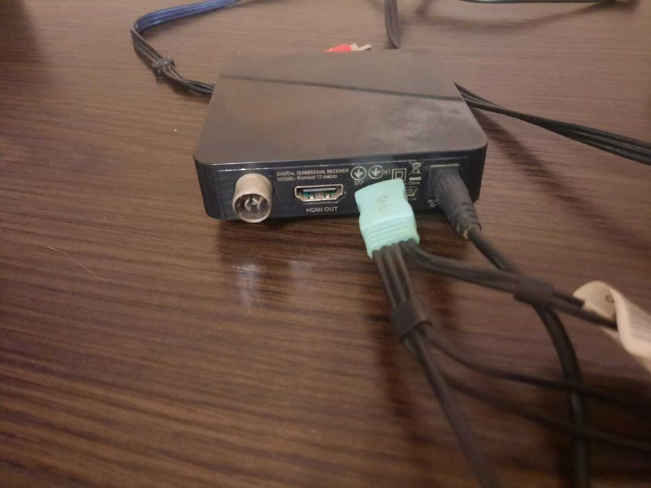 Цифровой эфирный ресивер Romsat T2 Micro Приставка DVB-T2