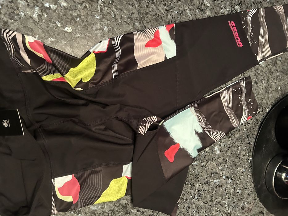Legginsy Guess r.M. Nowe z metką
