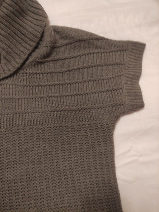 Женская кофта с коротким рукавом