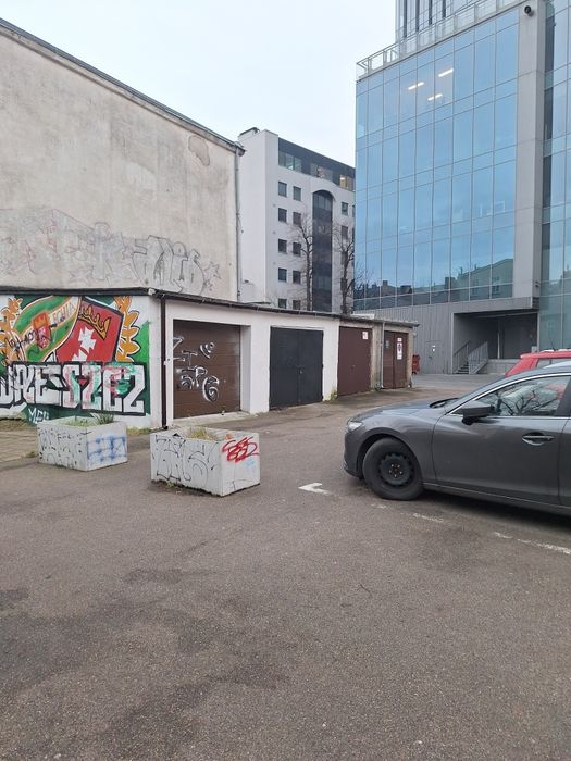 Garaż / magazyn 20m2 do wynajęcia - centrum Wrzeszcza, ul. Brzozowa.