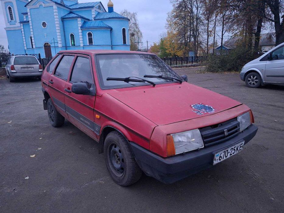 продам ваз 2109 . в нормальному стані відповідно вартості