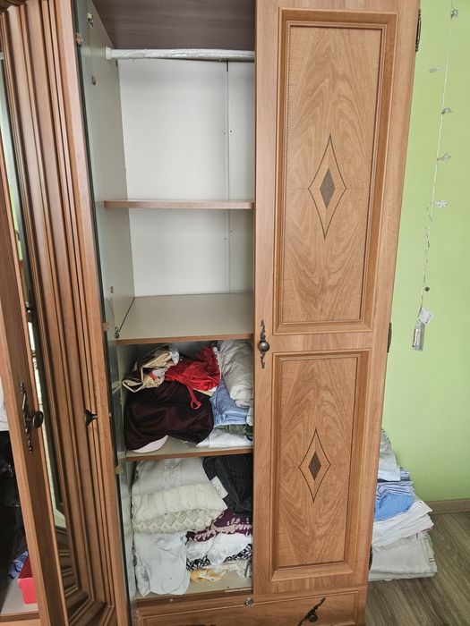 Szafa duża,komoda gratis,stan b.dobry