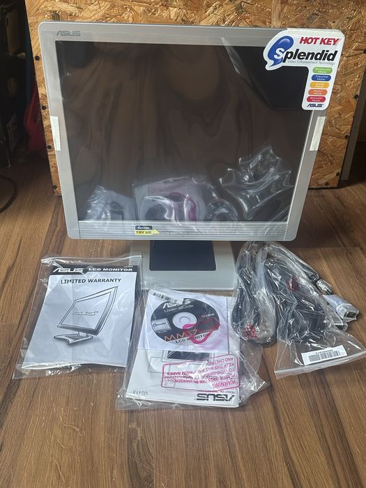 Monitor asus MM17DE LCD