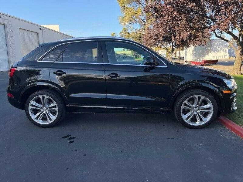 2016   Audi   Q3