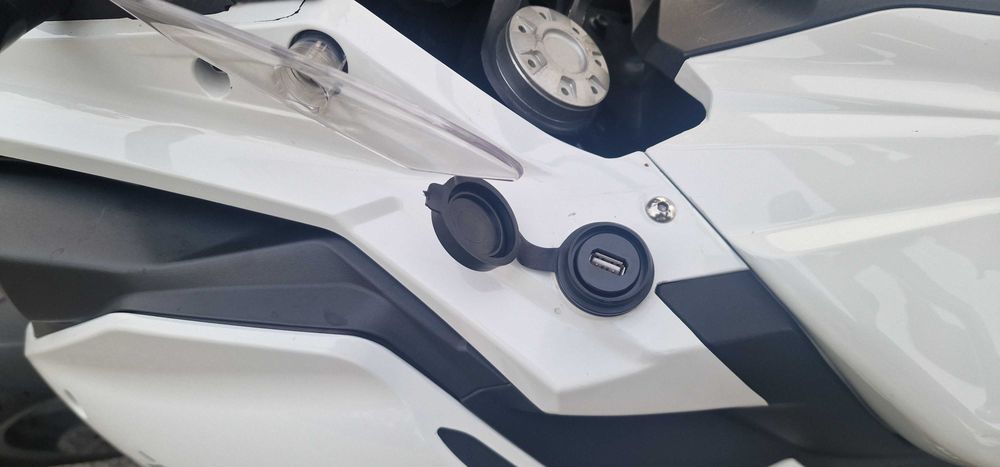 TRK 502 Out2017 | Oportunidade | Revisões completas | Kit Malas GIVI