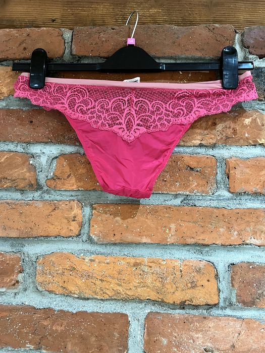 Majtki damskie różowe Calvin Klein M