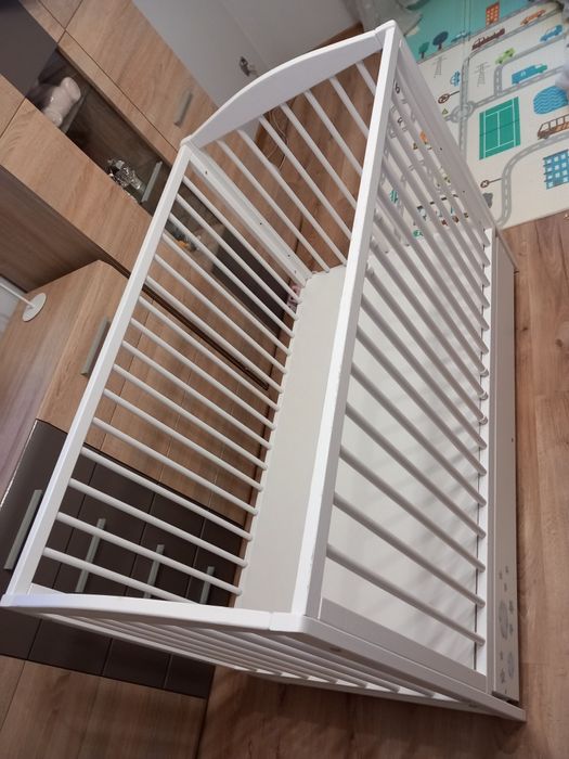 Łóżeczko niemowlęce