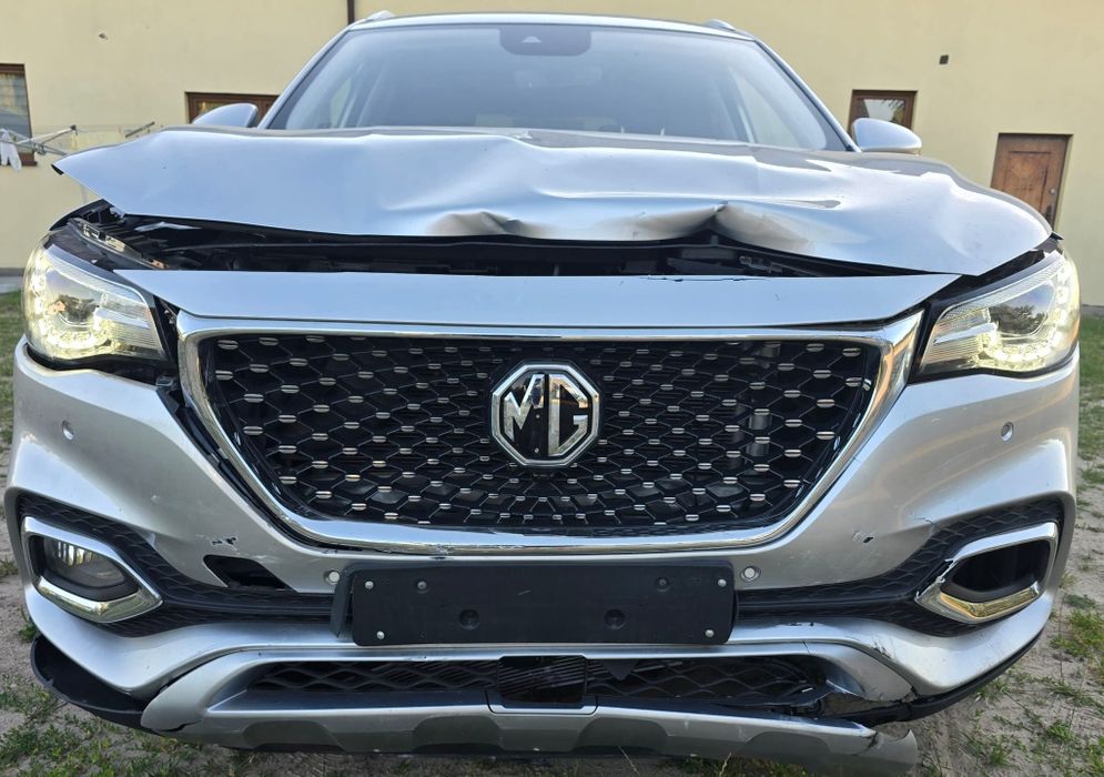 MG EHS PHEV LED Plug-in 7000km nowe auto