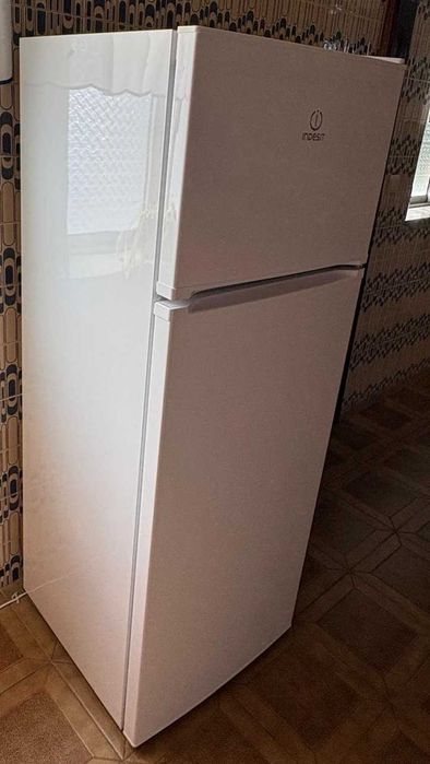 Frigorífico Indesit