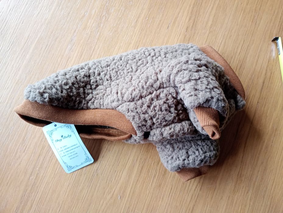 Ciepłe ubranko dla małego psa roz. M Dadagou