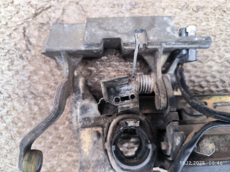 Ручка водительской двери дорест BMW E34 з накладкою