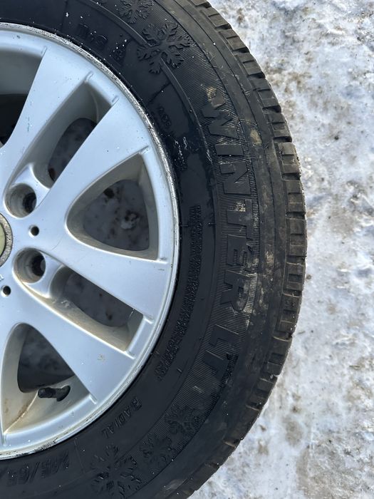 Продам диски з резиною 215/65/16 5x120