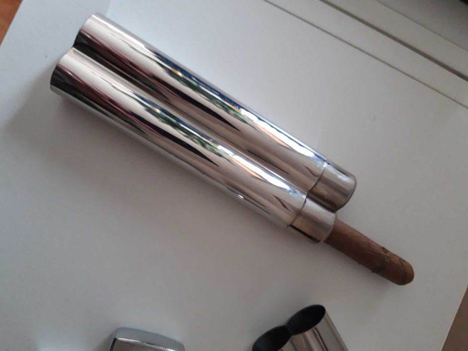 Conjunto/Kit Cigarros Charutos - Artigo NOVO.